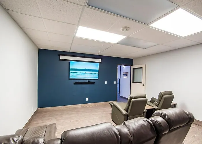 Vistas 116 - Modern Luxury Amenities Sleeps 6 *